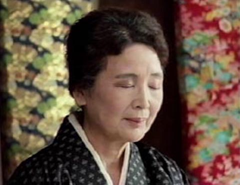 鏡のない家に光あふれ