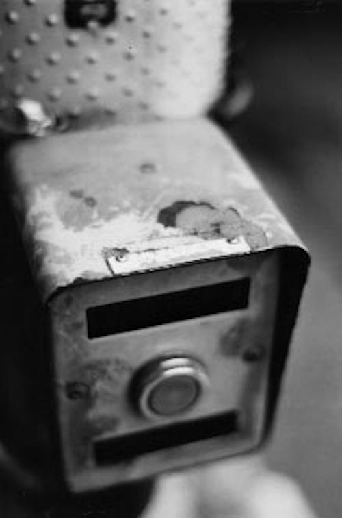 鏡のない家に光あふれ